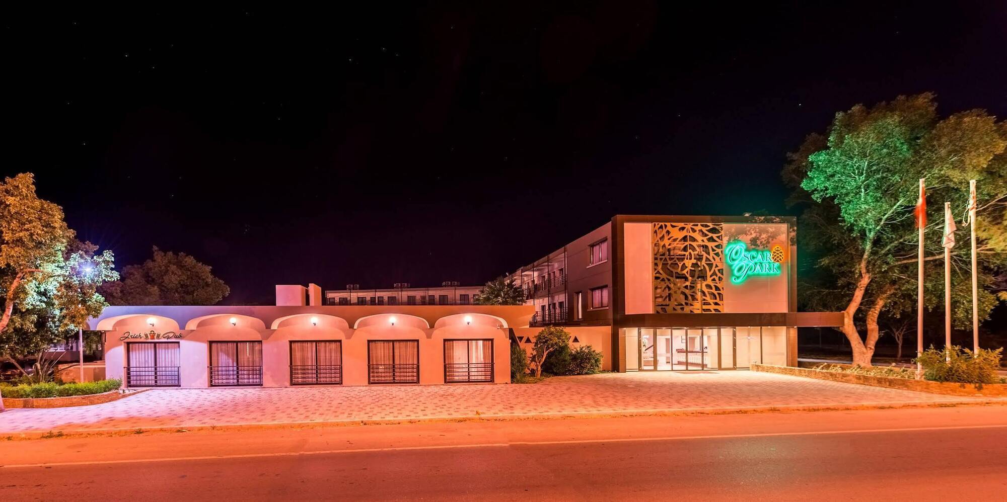 Oscar Park Hotel Next To Antic City Salamis Famagusta  Buitenkant foto