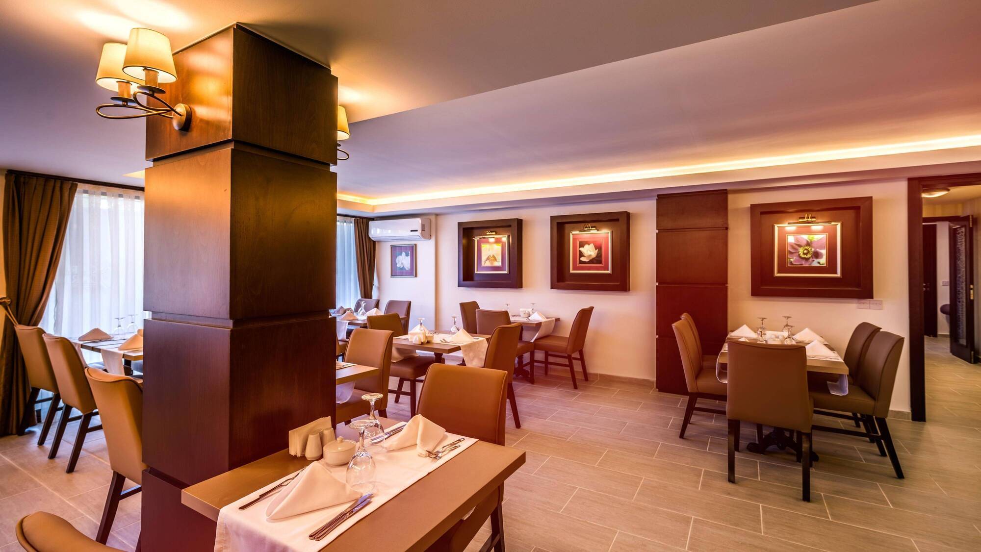 Oscar Park Hotel Next To Antic City Salamis Famagusta  Buitenkant foto