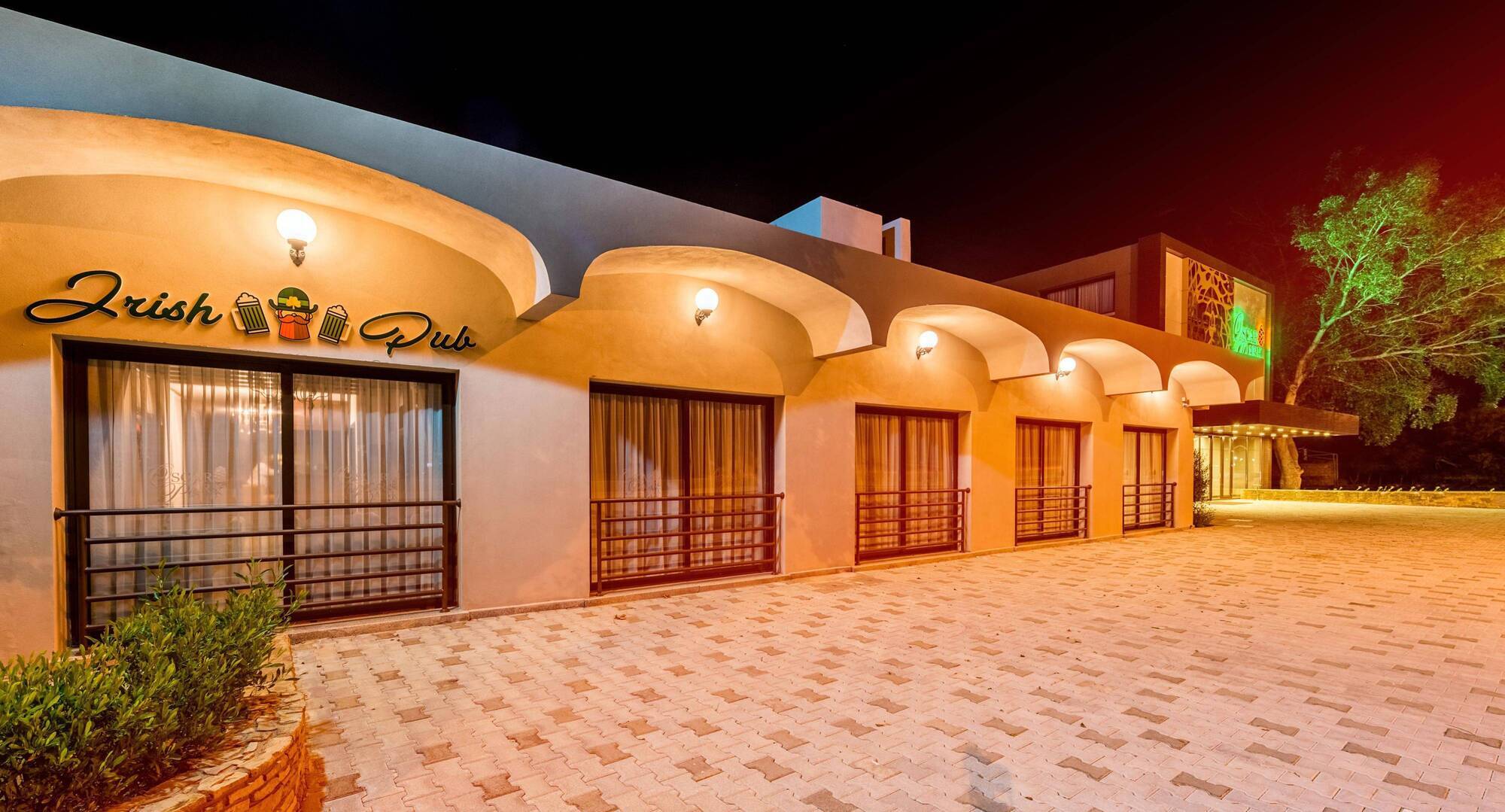 Oscar Park Hotel Next To Antic City Salamis Famagusta  Buitenkant foto
